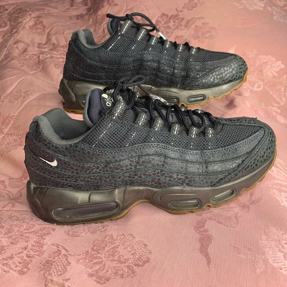 Nike Air Max 95 Womens size 9.5 Premium Black Rare safari print reptile classic